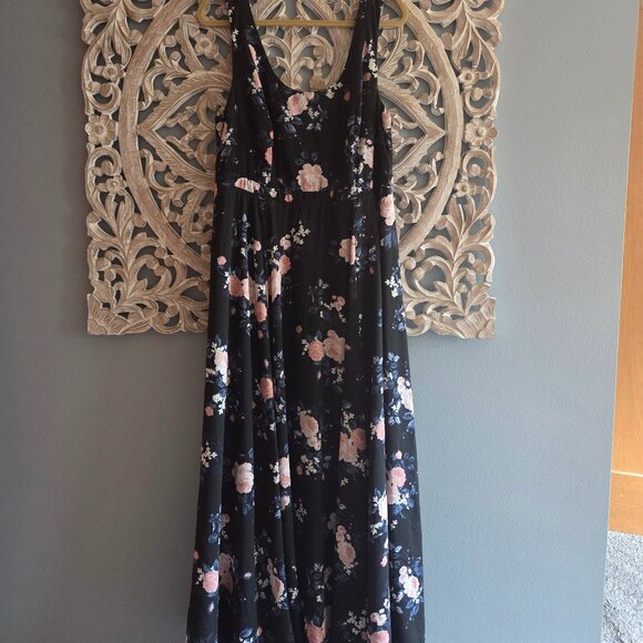 Torrid Black Floral Maxi Dress Size 2 - Picture 1 of 5
